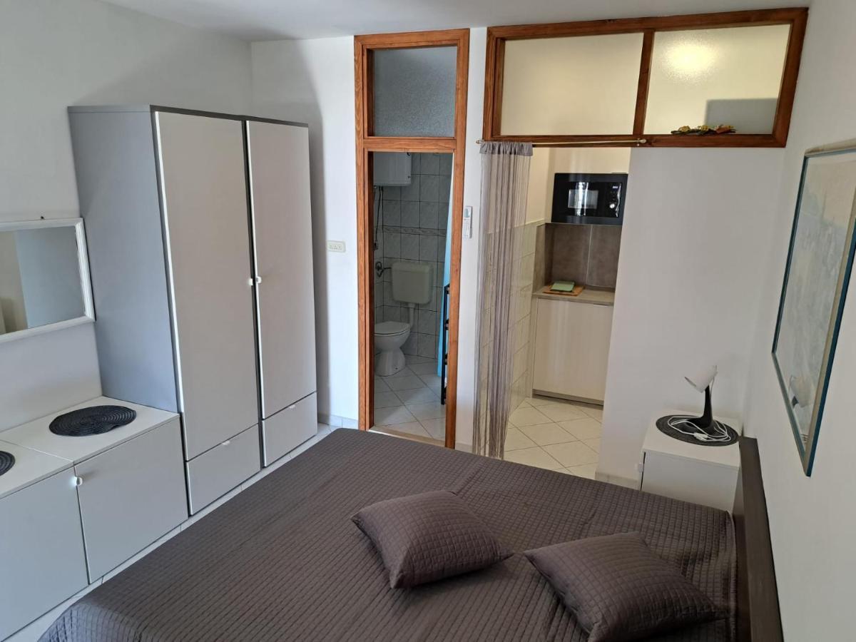 Apartmani Beba Trogir Exterior foto